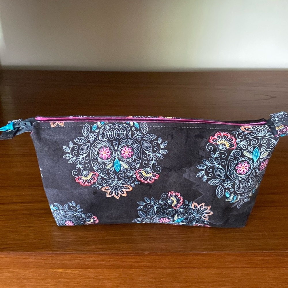 NWOT Handmade Cosmetic Bag